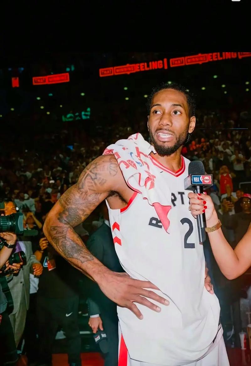 意甲战报：索尔斯比头球制胜，热那亚2-1力克维罗纳（意甲：索尔斯比头槌建功，热那亚2-1击败维罗纳）