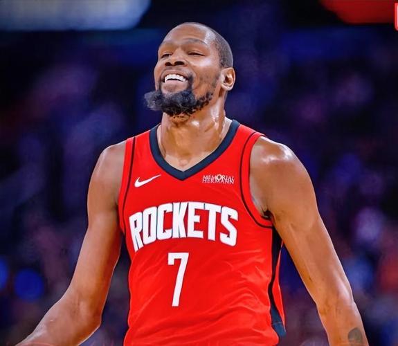 穆勒赛后晒谢场视频：感谢温哥华白浪球迷的鼎力支持（穆勒赛后发布谢场视频：致谢温哥华白浪球迷的力挺）