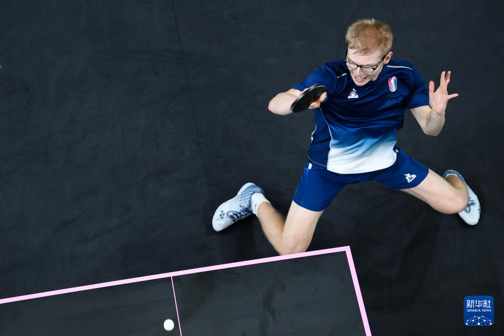 受瞩目的足 受瞩目的足